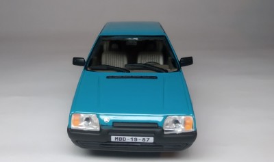 Škoda Favorit 136L 1988 (1).jpg