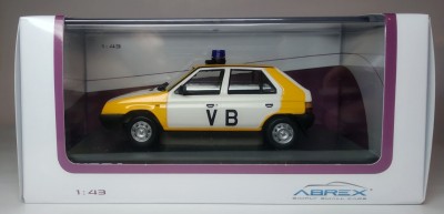 Škoda Favorit 136L Veřejná bezpečnost 1988 (11).jpg