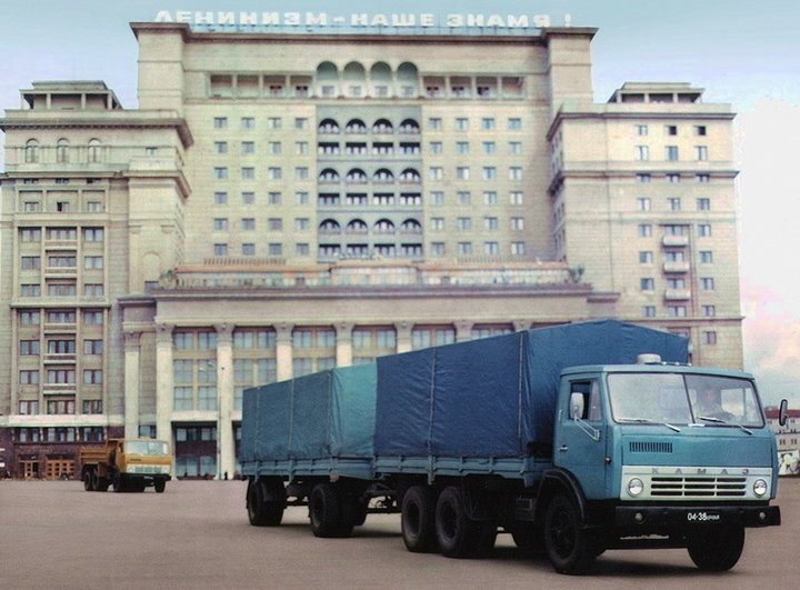 KAMAZ5320_03.jpg