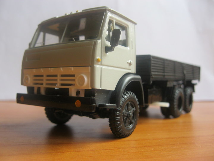 КамАЗ-5320.<br />Виробник - Арек (м.Казань), Росія.<br />Масштаб  - 1:43.