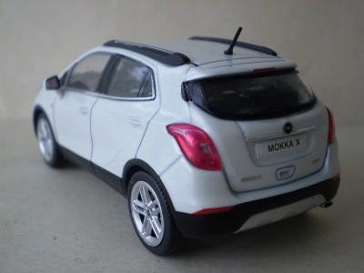 Opel Mokka X-4.jpg