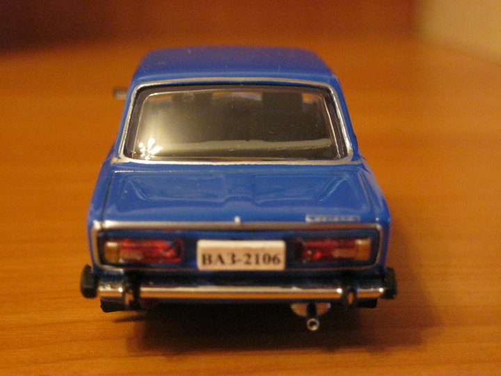 LADA 2106 (ВАЗ-2106).<br />В-во: Bauer International, Китай (Autobahn). <br />Масштаб: 1:43.