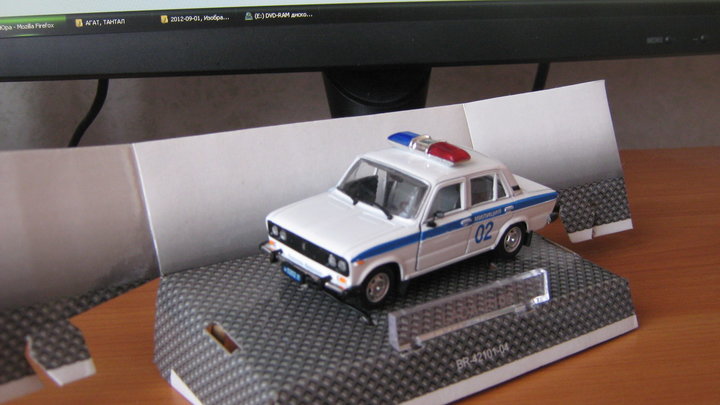 LADA 2106 (ВАЗ-2106).<br />В-во: Bauer International, Китай (Autobahn).<br />Масштаб: 1:43.