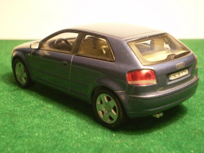 AUDI A3 zad.jpg