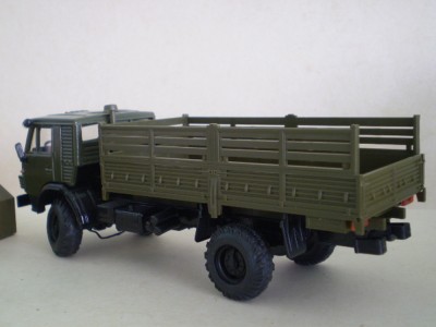 Kamaz-4350-4.jpg