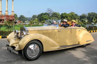 1937 Rolls-Royce convertible with Gurney Nutting coachwork.jpg