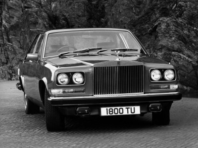 rolls-royce_camargue_uk-spec_2.jpeg