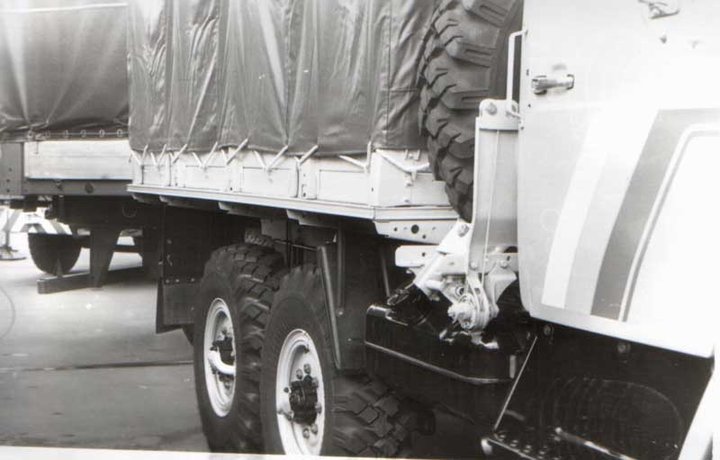 ZIL4334_6.jpg