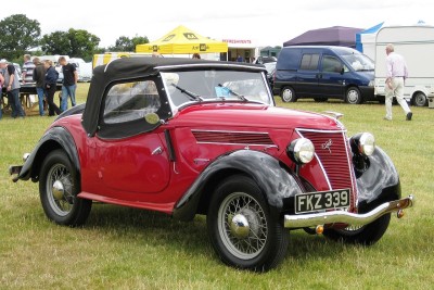 1280px-Ford_Eifel_Two_door_cabrio_1172cc_mfd_1937.jpg