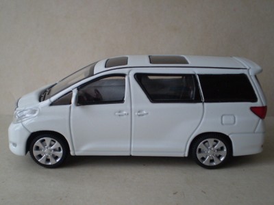 Toyota Alphard Rastar4.jpg