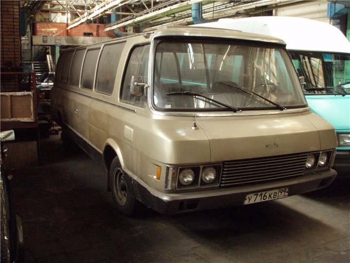 Zil3207_4.jpg