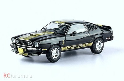 46 FORD MUSTANG II (1977).jpg