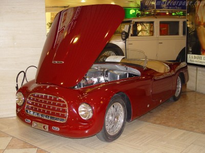 Cisitalia-202-SC-Castagna-Spyder_2.jpg