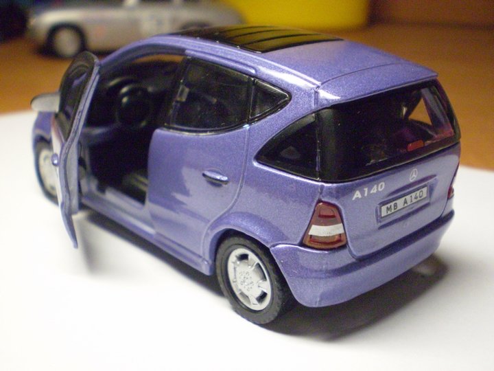 Mercedes Benz A klass A140 zad.jpg