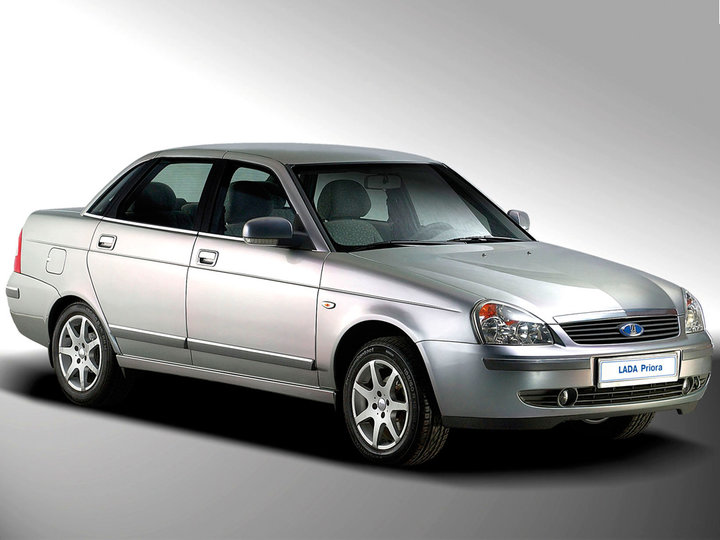 lada_priora_sedan_2004_1.jpg