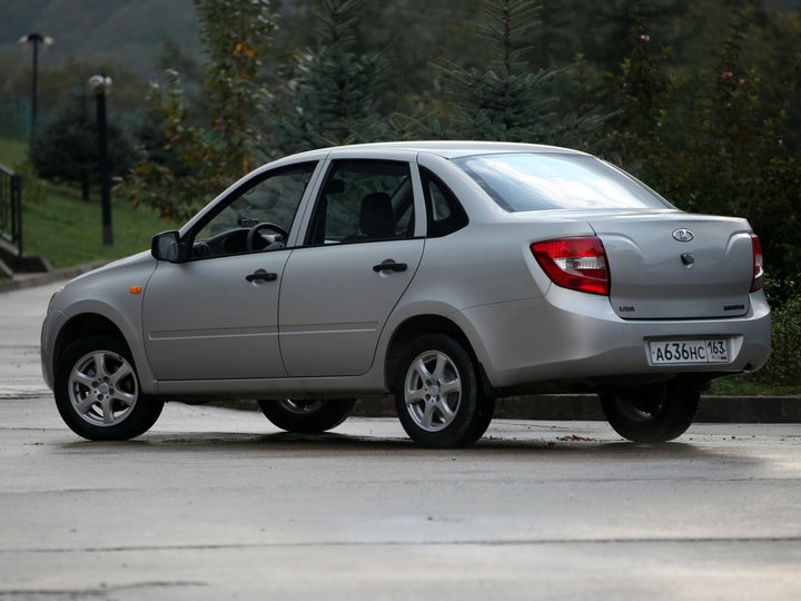 lada_granta_14.jpg