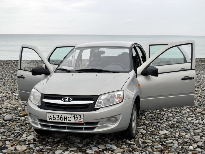 lada_granta_17.jpg