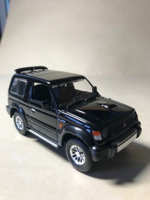 Mitsubishi Pajero 1991-5.jpg