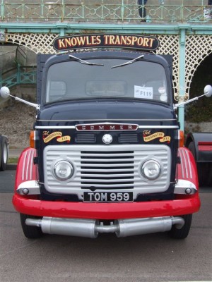 Commer_1954_tractor_unit.jpg