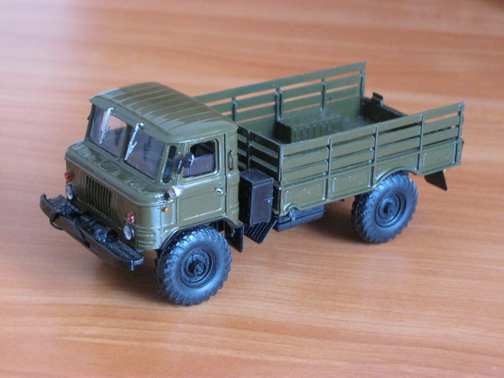 ГАЗ-66.<br />Виробник - Агат, Росія. <br />Масштаб - 1:43