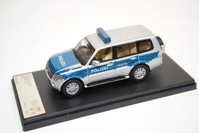 mitsubishi-pajero-polizei.jpg