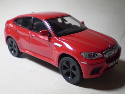 BMW X6M Solido-2.jpg