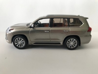 Lexus LX570-2015-4.jpg