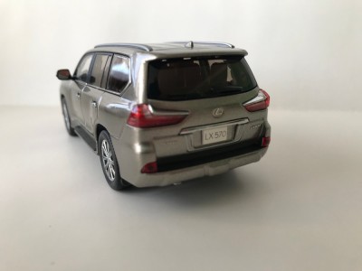 Lexus LX570-2015-5.jpg