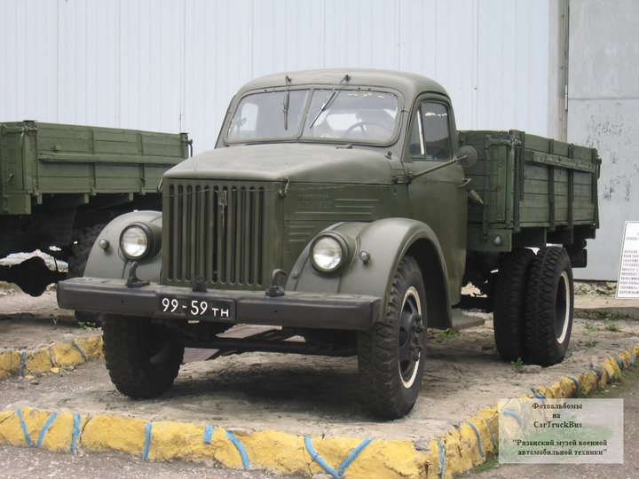 GAZ51A_09.jpg