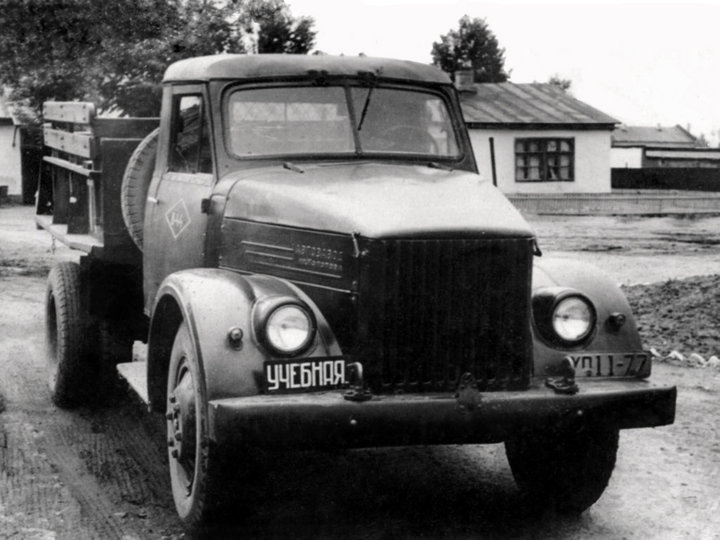 gaz93_01.jpg