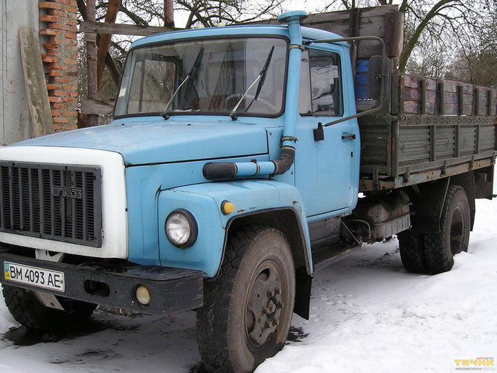 GAZ4301_2.jpg