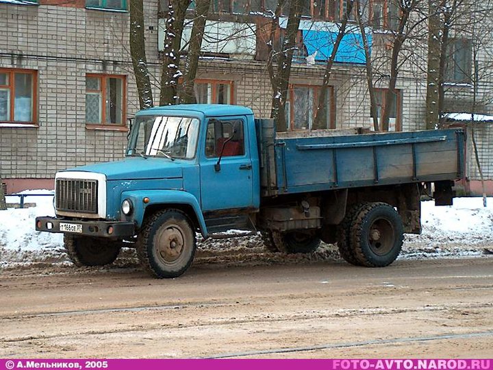 GAZ3307_8.jpg