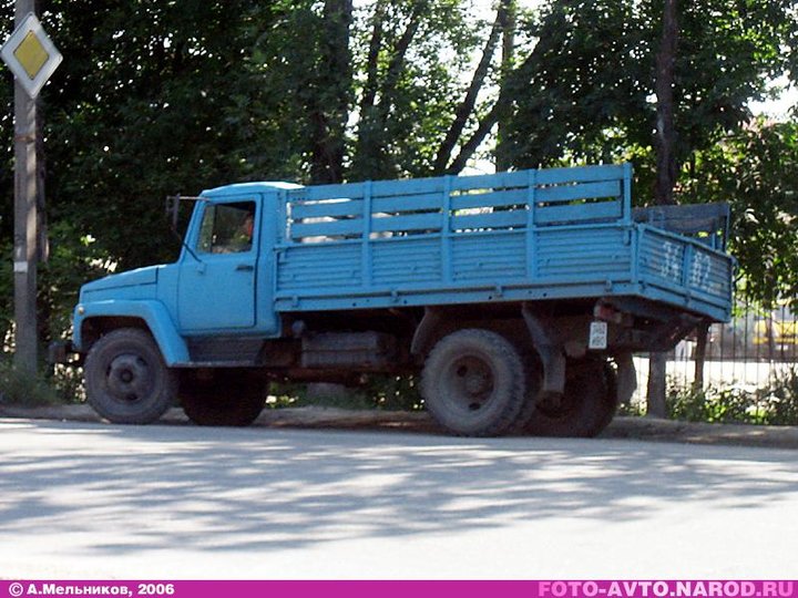 GAZ3307_10.jpg