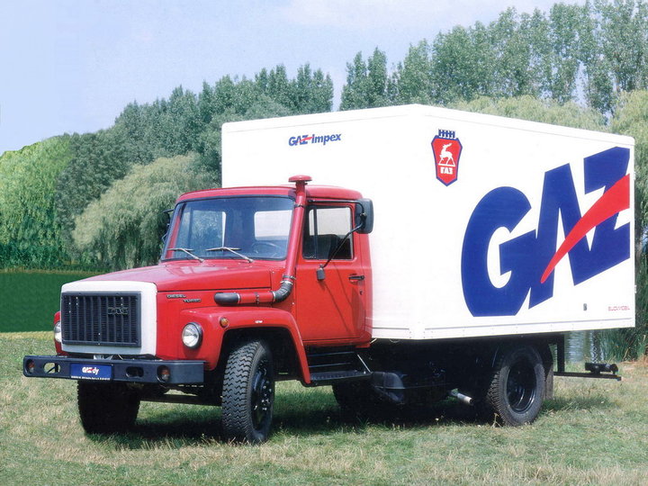 GAZ3309_2.jpg