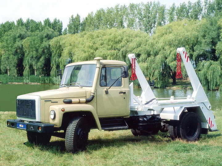 GAZ3309_9.jpg