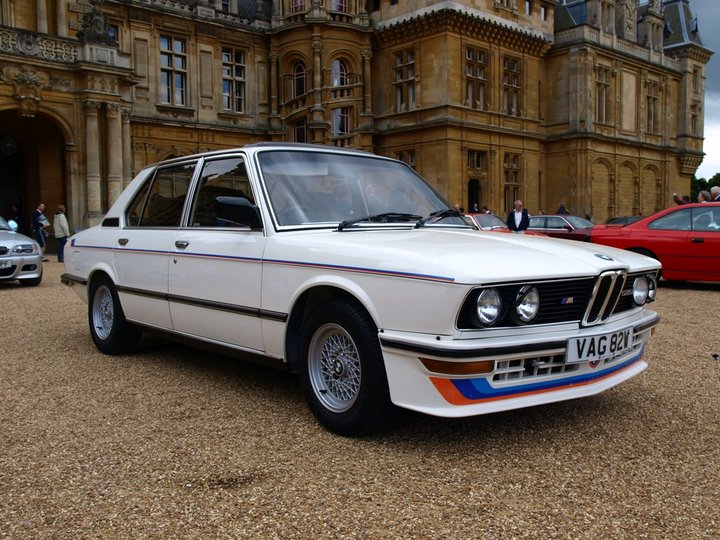 bmw_m_535i_e12_right_front_view.jpg