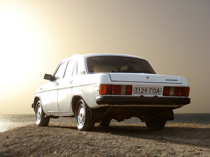 gaz_31029_volga_02.jpg