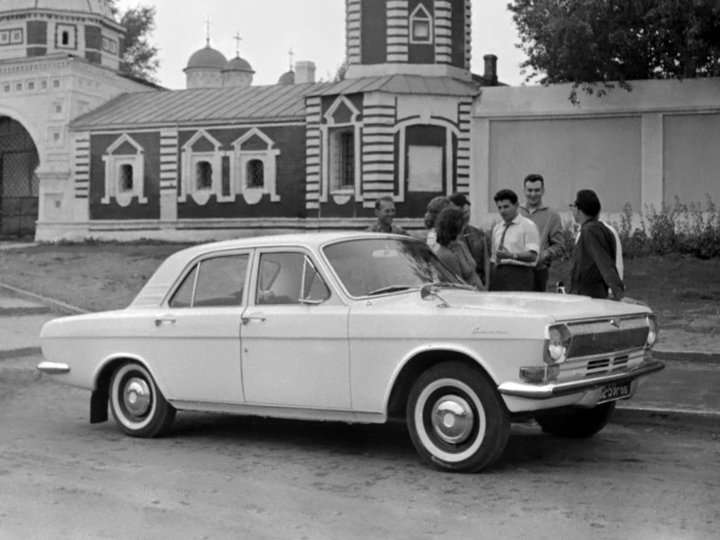 gaz_24_volga_predserijnaya_2.jpg