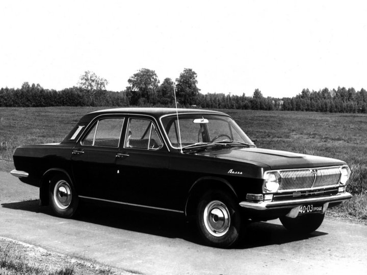 gaz_24_volga_02.jpg