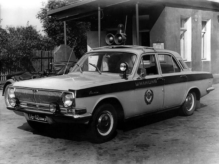 gaz_24_volga_militsiya_2.jpg