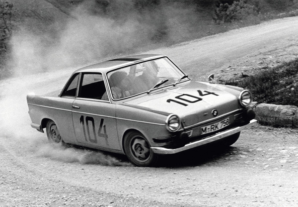 04-bmw-700-mountain-race-1961.jpg