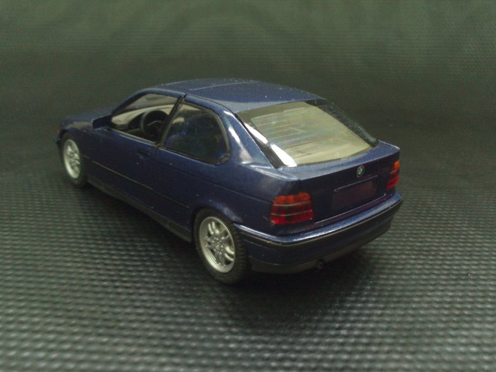 Модель: BMW E36 Compact<br />Виробник: Schuco<br />Масштаб: 1/43