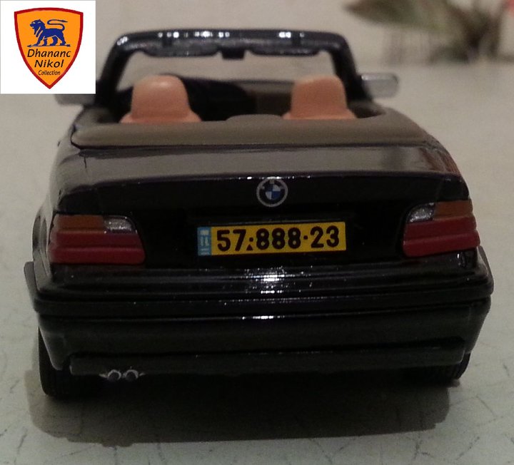 Модель: BMW 320i (E36) Convertible 1993<br />Виробник: KinToy (конверсія)<br />Масштаб: 1/43