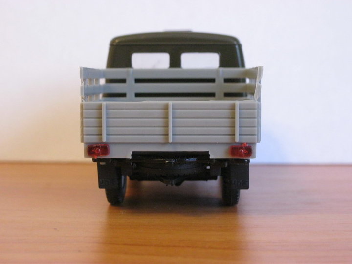 uaz_fermer_f 004.jpg