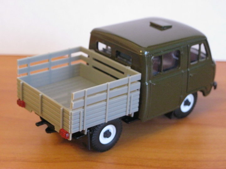 uaz_fermer_f 005.jpg