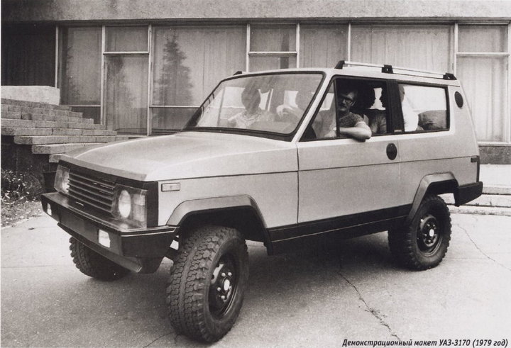 uaz3170_01.jpg