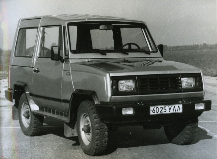 UAZ3171_02.jpg