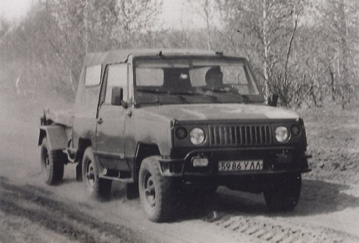 UAZ3171_06.jpg