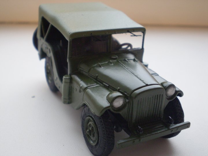 GAZ-64 Vector pered.jpg