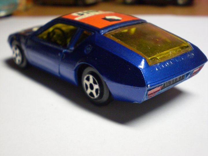 ALPINE RENAULT A 310 zad.jpg